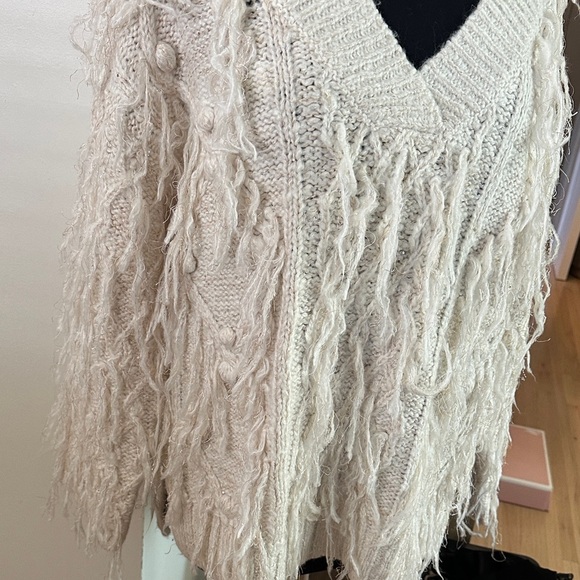 Anthropologie Fringe Cozy Cream Pull-Over Sweater- Small - Picture 4 of 16
